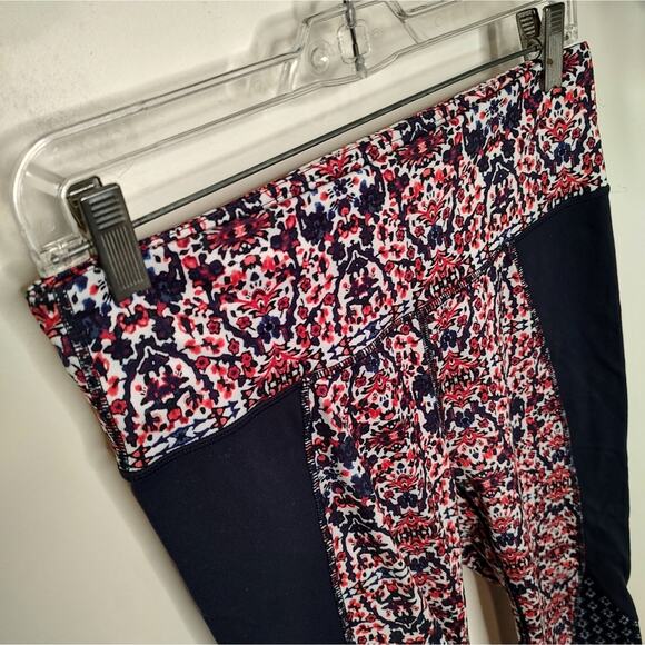 Athleta Chatarunga Floral Print Cropped Leggings in Orange/Navy Blue Size Medium - Picture 9 of 10